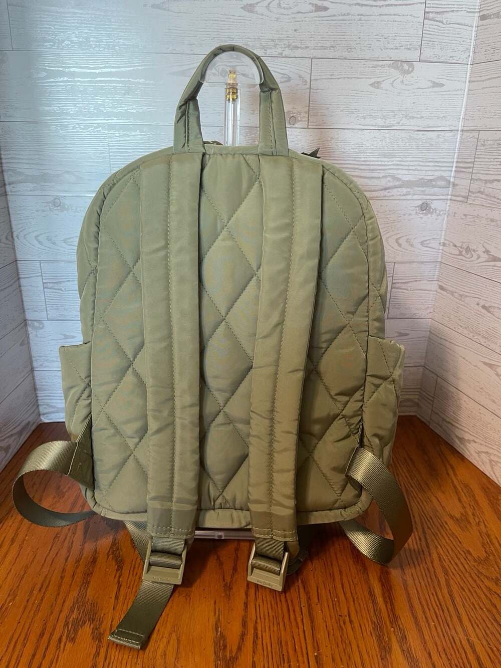 Vera Bradley UltraLight Compact Backpack in - Picture 7 of 9